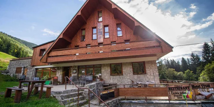Pobyt v rodinném hotelu ve Špindlerově mlýně: polopenze, vstup do Vodního ráje a výlety