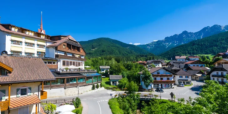 4* dovolenka v Dolomitoch s polpenziou: neobmedzené wellness, Kronplatz Guest Pass aj jazdiareň
