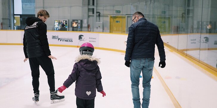 Veřejné bruslení, výuka nebo Family on ice - rodinná zábava na ledě