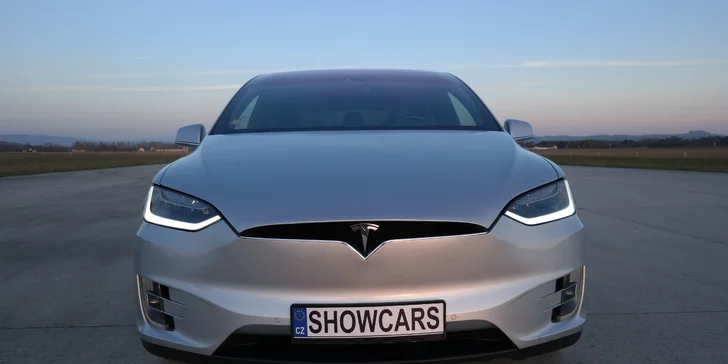 20 minut v supersportu vč. jízdy na letišti: Porsche, Lamborghini, Audi a další