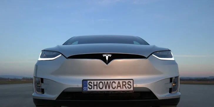 20 minut v supersportu vč. jízdy na letišti: Porsche, Lamborghini, Audi a další