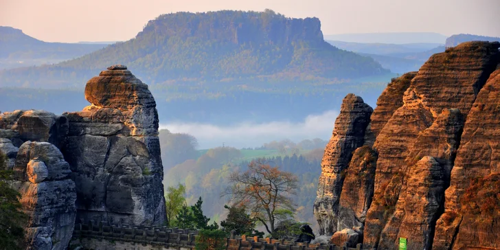 Za krásami Českosaského Švýcarska: vyhlídka Bastei i plavba soutěskami