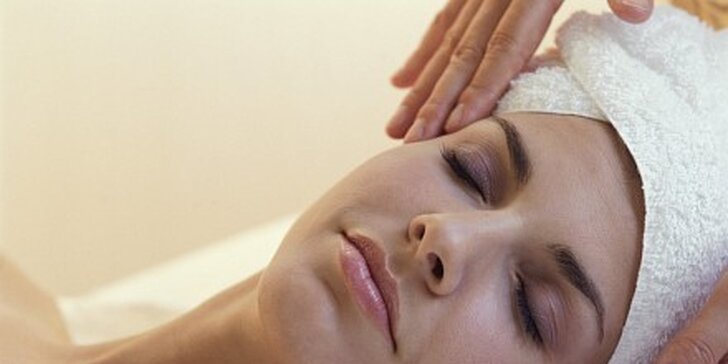 Celotělová relaxační těhotenská masáž