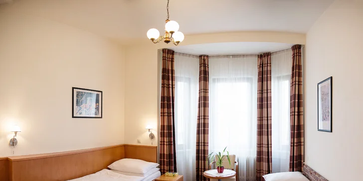 Pro milovníky vína - hotel v centru Uherského Hradiště, tři lahvinky i wellness