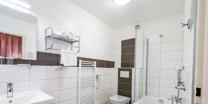 Pro milovníky vína - hotel v centru Uherského Hradiště, tři lahvinky i wellness