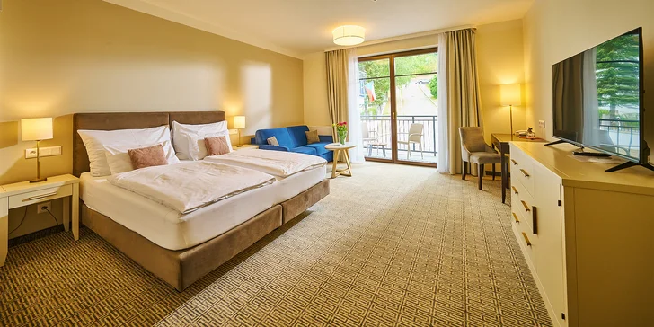 Ubytujete sa v dvojlôžkovej izbe Superior (28–31 m²), Suite (40 m²), Superior De Luxe (31 m²), Junior suite (29–40 m²) alebo Queens (54 m²), vybrať si môžete aj Apartmán (45–59 m²).