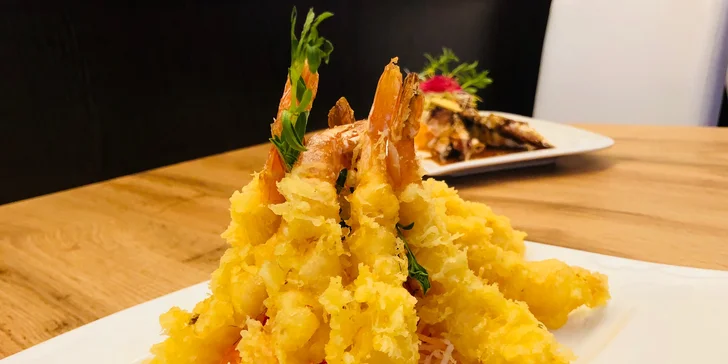 Asijská hostina: sushi and grill all you can eat pro dospělé i děti