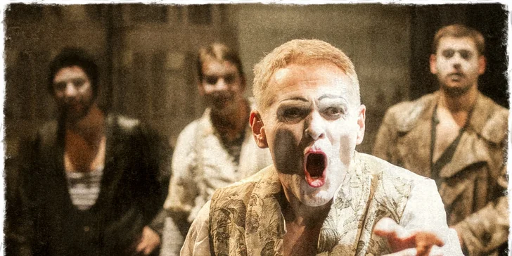 Vstupenka na divadelní představení dle výběru: Deburau či Rusalka