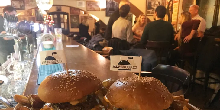 Gastrozážitek na jedničku: hovězí burger a degustace 4 výběrových rumů pro dva