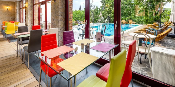 Hotel slibuje svým hostům báječný odpočinek a útulné zázemí. 