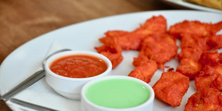 3chodové nepálské menu pro dva, možná i vegetariánská varianta