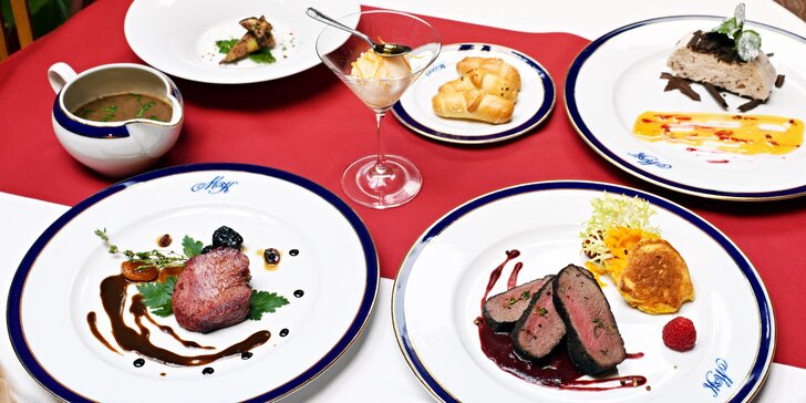 5chodové menu U Modré kachničky pro 2 s daňčím hřbetem a foie gras
