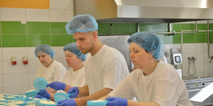 Otevřený voucher na nákup čerstvých sýrových nitek a kavkazského sýra