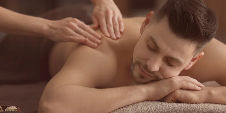Hadí masáž pro muže: 70 min. speciální thajské relaxace i s welcome drinkem