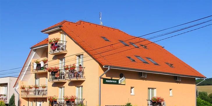 Skvělý relax u slovenského moře: 3–6 dní s polopenzí a vstupem do bazénu