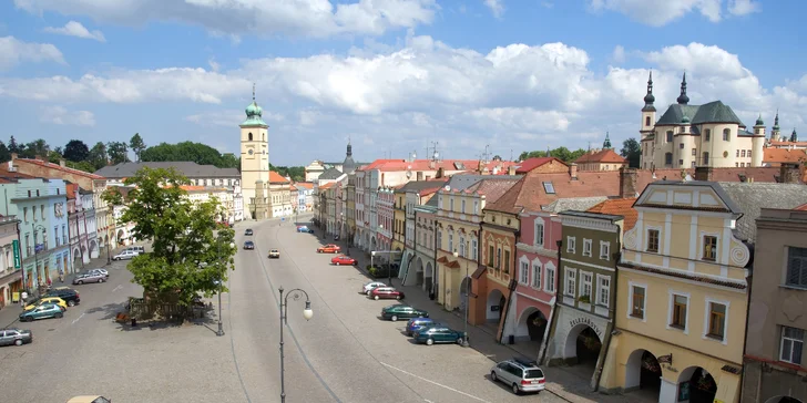 Pobyt v centru Litomyšle s polopenzí: 2lůžkový pokoj i apartmá s masážní vanou a infrakabinou