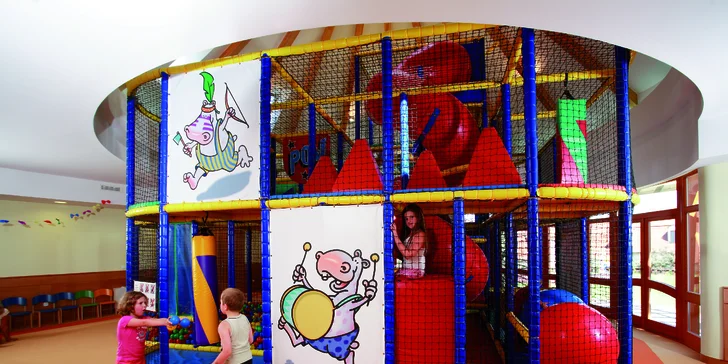 Pobyt v úžasném rodinném hotelu s aquaparkem a obří dětskou hernou