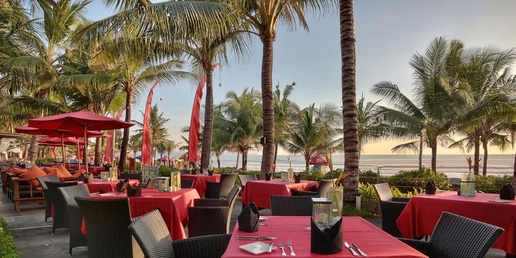 Překrásný 4* hotel na Bali: 6–12 nocí, snídaně, 2 bazény, wellness a fitness