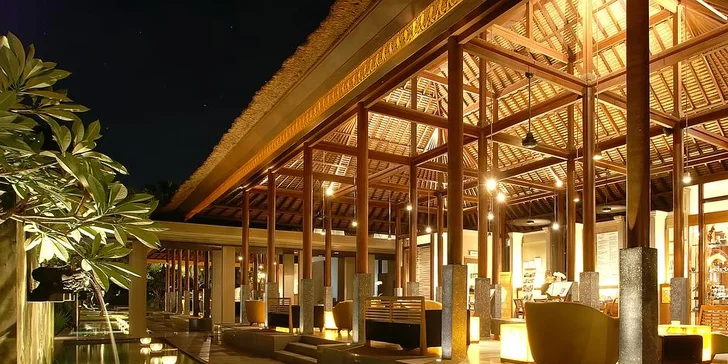 Překrásný 4* hotel na Bali: 6–12 nocí, snídaně, 2 bazény, wellness a fitness