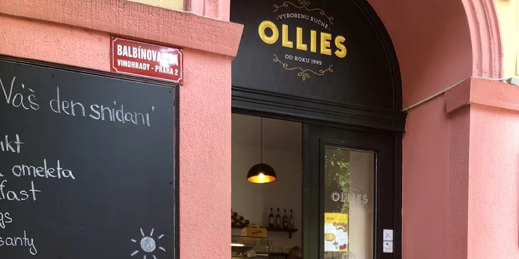 Dobré ráno: káva a snídaně podle výběru ve vinohradské cukrárně Ollies
