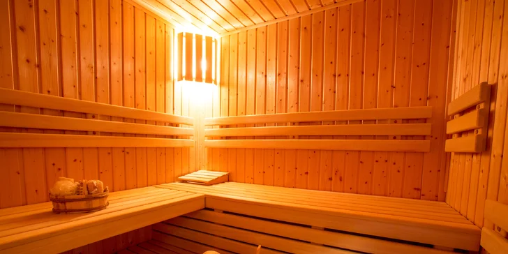 Relaxační pobyt v Trenčianských Teplicích: snídaně, privátní wellness i masáž