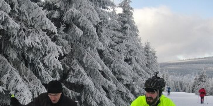 Vyjížďka na sněžném kole po Jizerkách s průvodcem