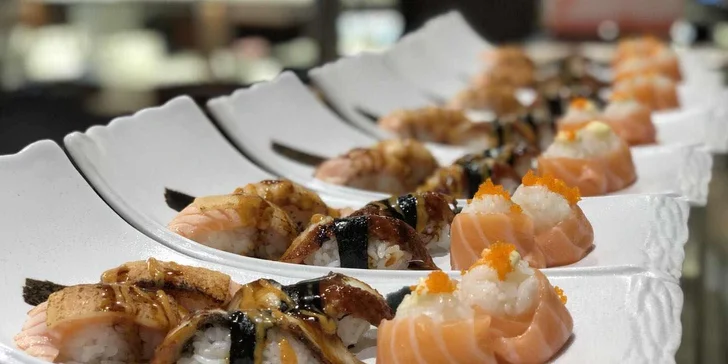 Asijská hostina: sushi and grill all you can eat pro dospělé i děti