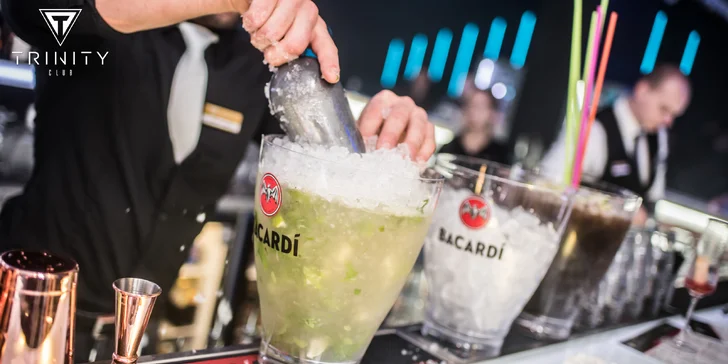Párty kýbl: Maxi Cuba Libre, XXL Mojito nebo Group Sex On The Beach