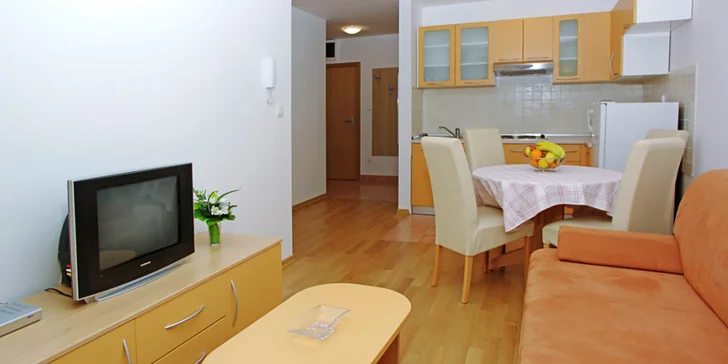 Dovolená na Brači: 4-7 nocí, letovisko Bol, apartmány 300 m od pláže