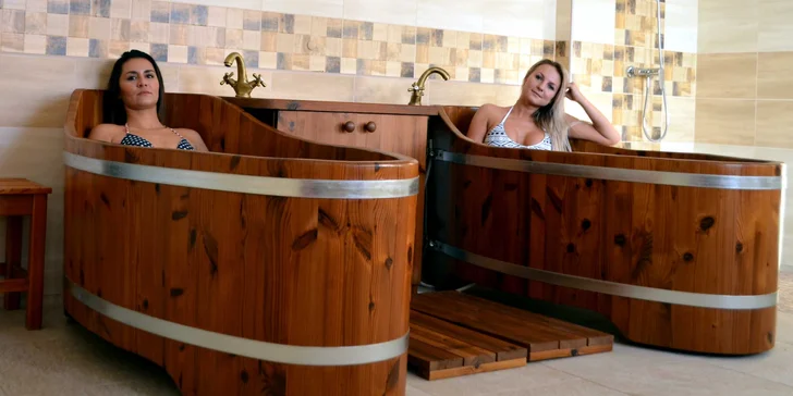Pořádná dávka hýčkání pro 2: vířivka, sauna nebo i lázeň a 3chodové menu