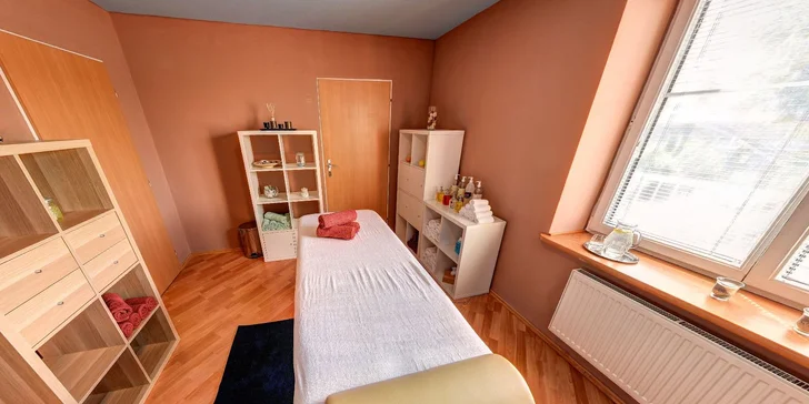 Komfortní pobyt ve Vyškově: elegantní pokoje, bohatá polopenze a masáž