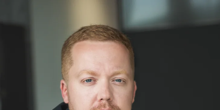 Focení v ateliéru včetně profesionálně retušovaných fotografií