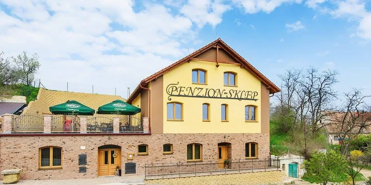 Útulný penzion se snídaní či polopenzí ve sklepní restauraci na jižní Moravě