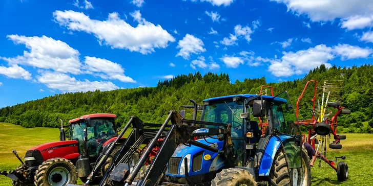 Čaká vás jazda po poľných cestách aj lúkach, kde spoznáte, ako vyzerá práca moderného farmára.