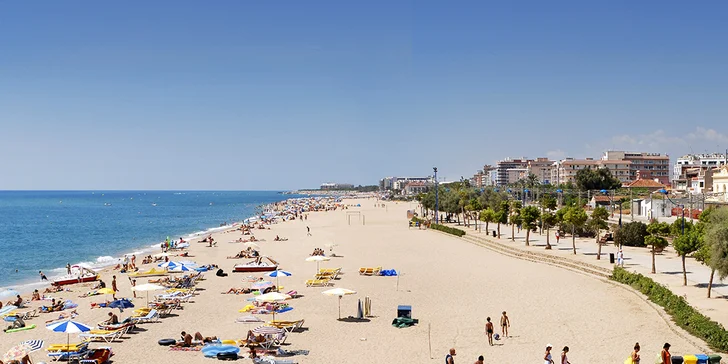 Španělsko Costa del Maresme pro 2 i rodinu: 7 nocí s polopenzí v hotelu 50 m od moře