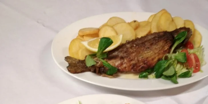 Pořádná dávka hýčkání pro 2: vířivka, sauna nebo i lázeň a 3chodové menu