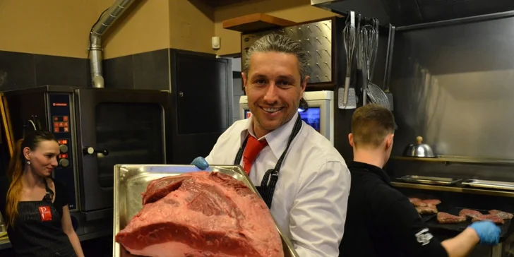 2 různé kuchařské show v Presto Meat marketu: degustace i skvělá podívaná
