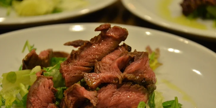 2 různé kuchařské show v Presto Meat marketu: degustace i skvělá podívaná