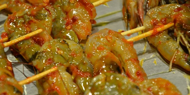 2 různé kuchařské show v Presto Meat marketu: degustace i skvělá podívaná