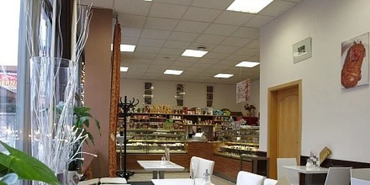 59 Kč za 2 lahodné zákusky a 2 kávy dle vlastního výběru v hodnotě 130 Kč
