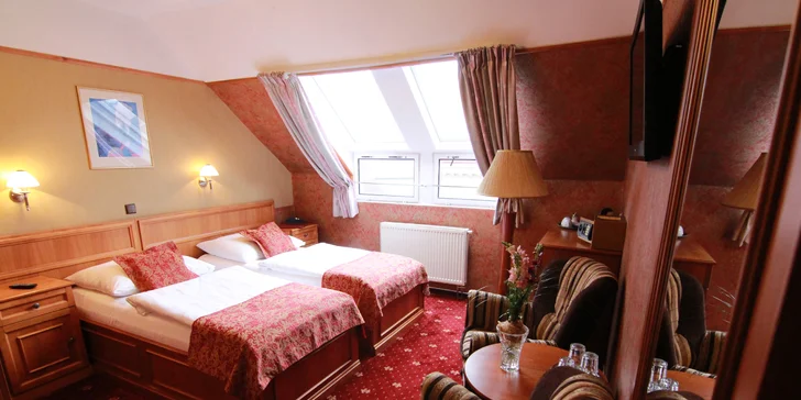 Praha romantická: elegantní hotel v srdci Starého Města se snídaní