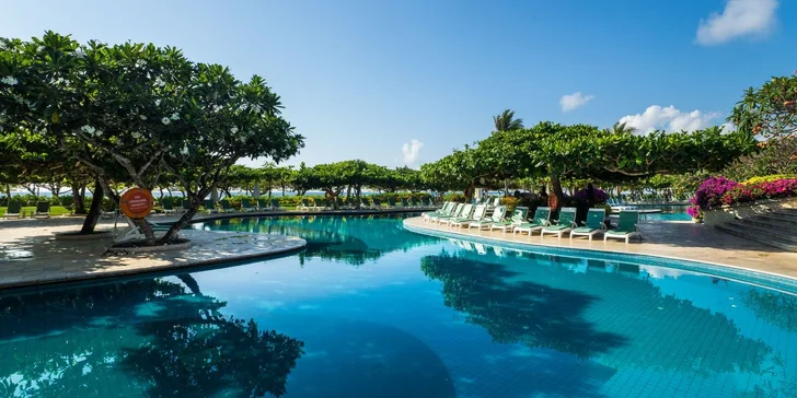 Přepychový 5* resort u pláže na Bali: 6–12 nocí, snídaně, spa a fitness centrum a česky hovořící delegát