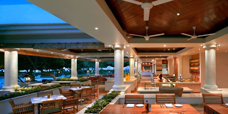 Přepychový 5* resort u pláže na Bali: 6–12 nocí, snídaně, spa a fitness centrum