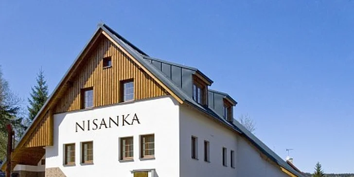 Jarní týdenní dovolená v Jizerských horách pro rodiče a 2 děti s slevou 50%