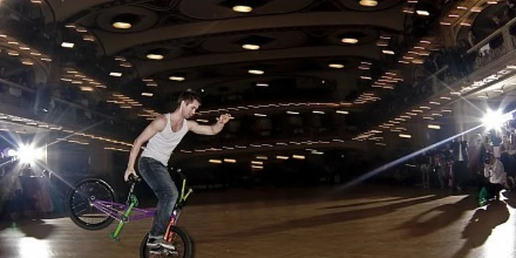 1900 Kč za neodolatelnou BMX Show vícemistra světa s  slevou 76 %