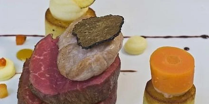 400 Kč za francouzské menu z produktů biofarem v restauraci Palác Kinských