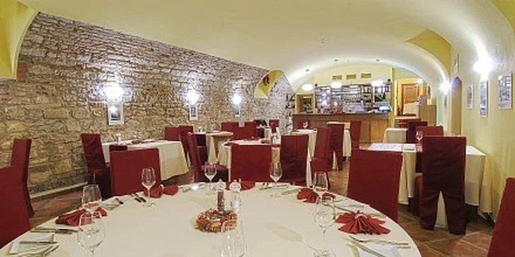 400 Kč za francouzské menu z produktů biofarem v restauraci Palác Kinských