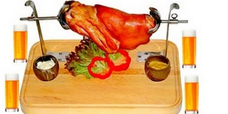 245 Kč za pečené vepřové koleno (1500g) + 4x Staropramen 0,5. Sleva 30 %!