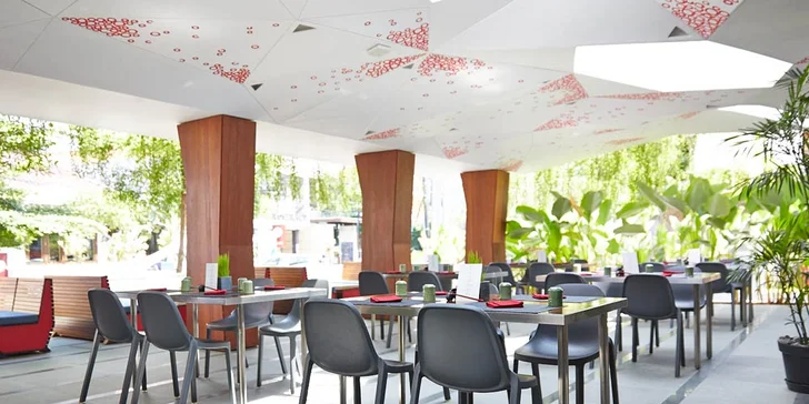 Přepychový 5* resort na Bali: 6–12 nocí, snídaně, 2 bazény, lázně a fitness a česky hovořící delegát