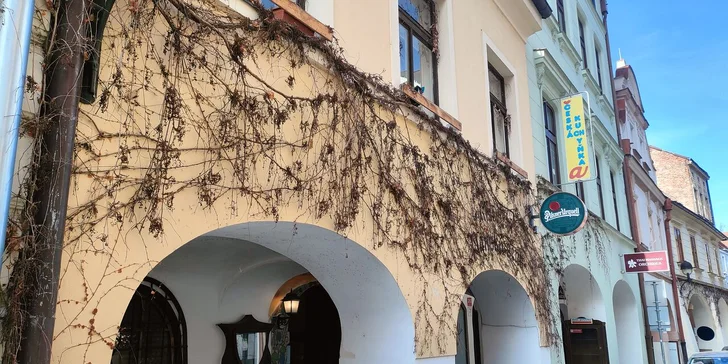 Rezervace není nutná, stavte se jen tak a nechte se pohostit. 